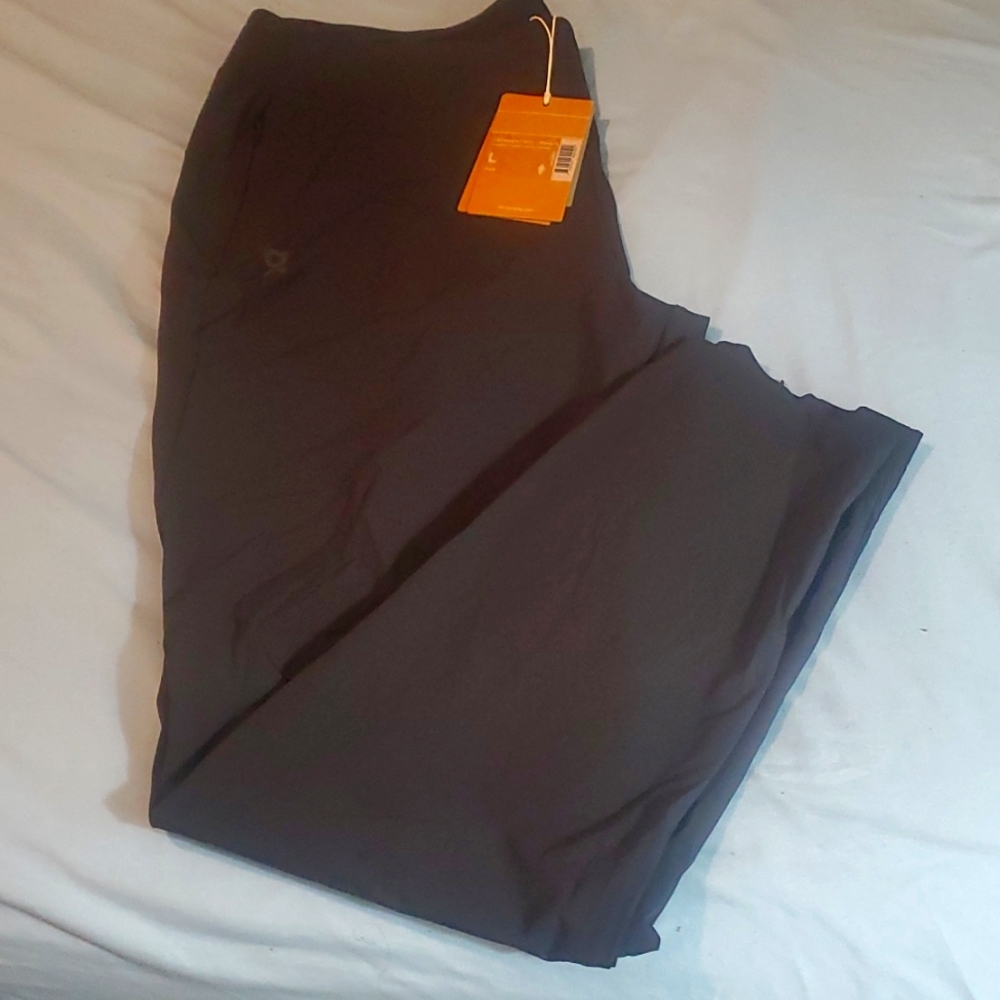 Brand New!!!! On Running Lightweight Sweat Pants
